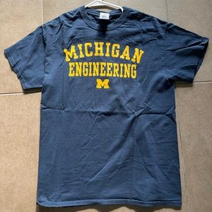 University of Michigan College of Engineering T-shirt - M